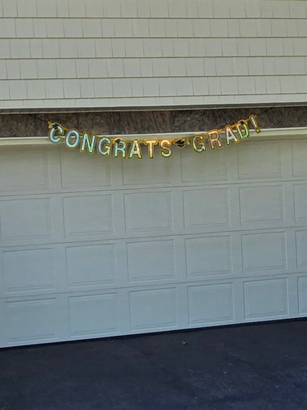 Graduation Banner "Congrats Grad!" - Picture 2 of 6